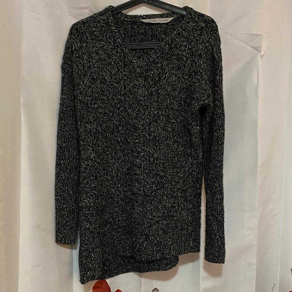 Athleta Cozy Black & White Marled V Neck Sweater